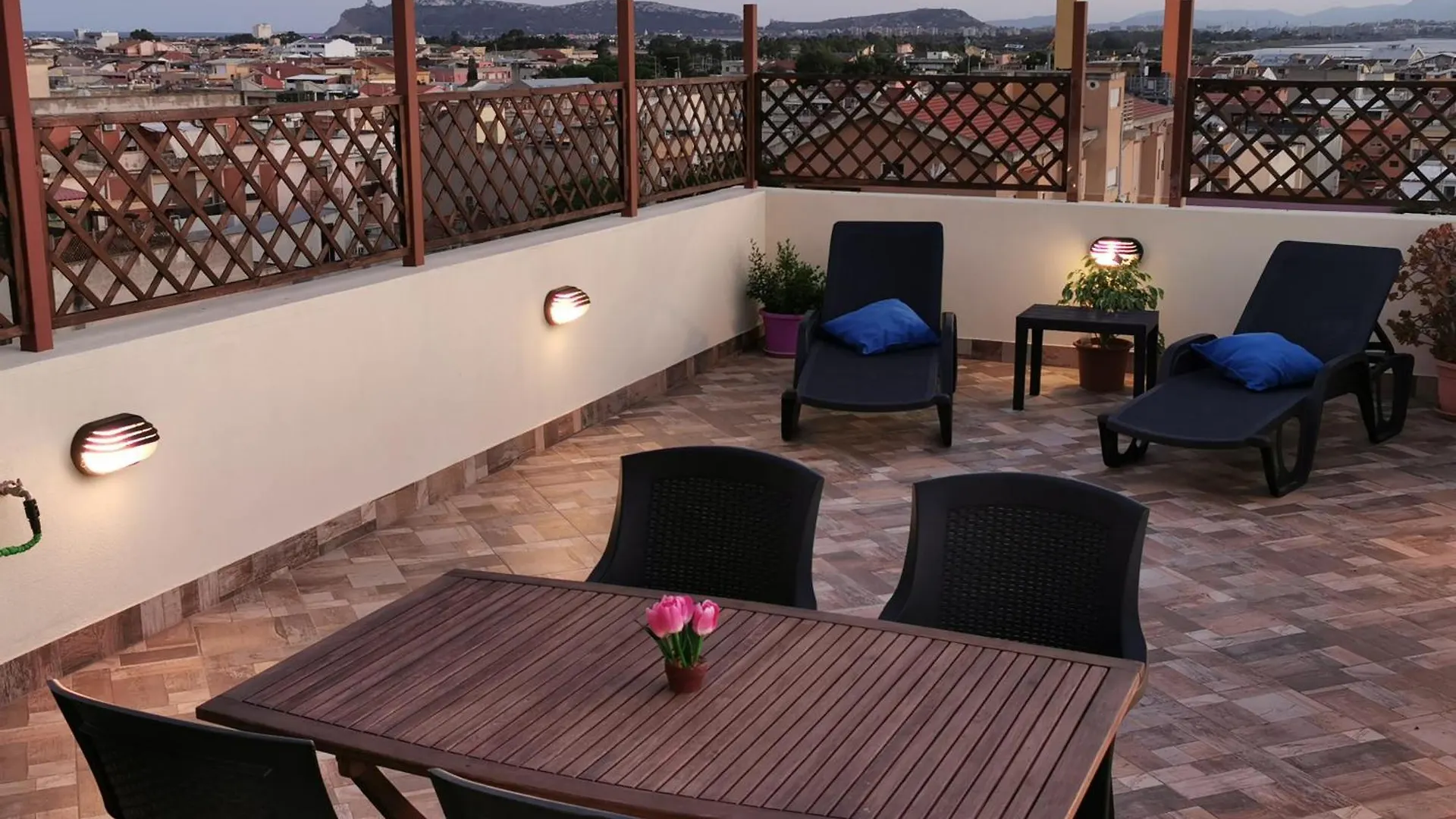 Sardegna Relax Apartamento Quartu SantʼElena Itália